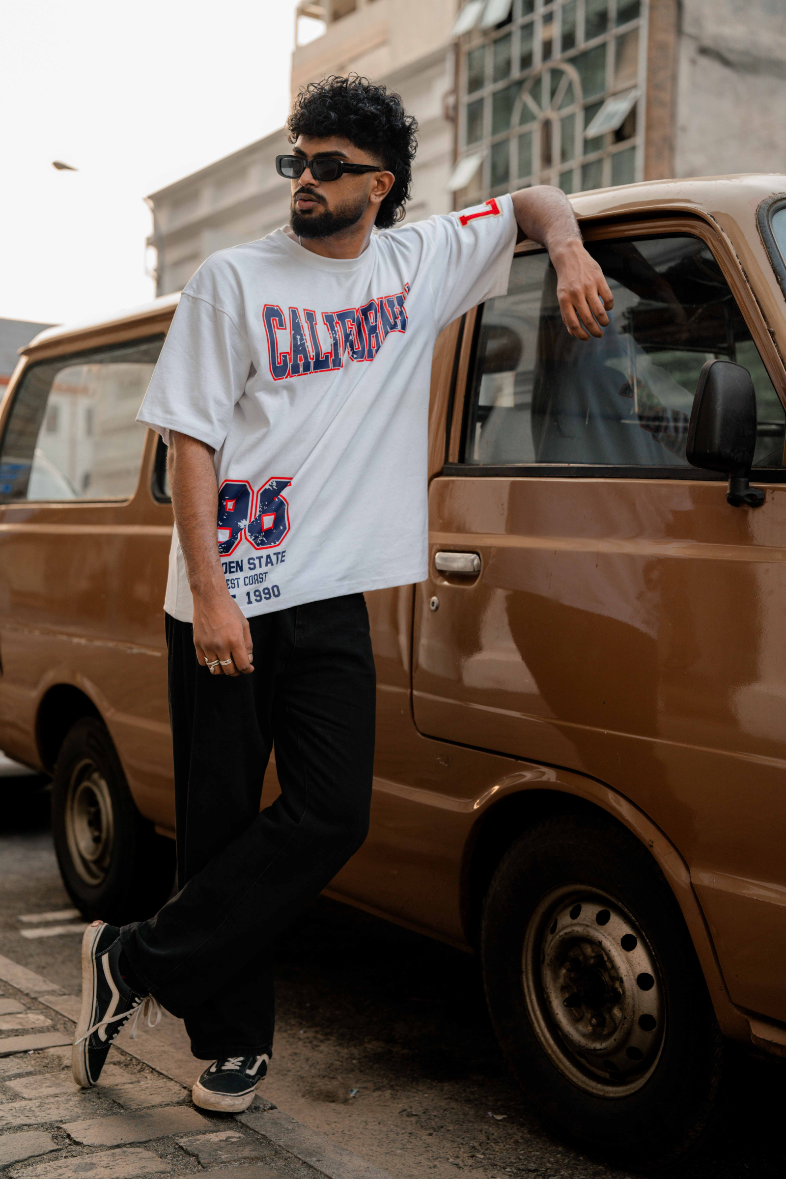 CALIFORNIA 96' WHITE OVERSIZE UNISEX T-SHIRT CALIFORNIA 96' WHITE OVERSIZE UNISEX T-SHIRT